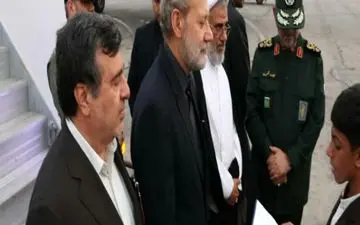 رئیس مجلس وارد بندرعباس شد