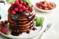 طرز تهیه پنکیک شکلاتی خوشمزه| بچه ها عاشقشن!
