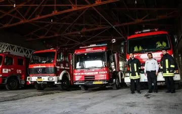 آماده‌باش ۹۰ آتش نشان کرمانشاهی در پی هشدار بارندگی شدید در سطح استان و اعلام هشدار نارنجی




