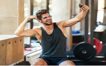 مواردی که آقایان نباید در شبکه های اجتماعی به اشتراک گذارید 