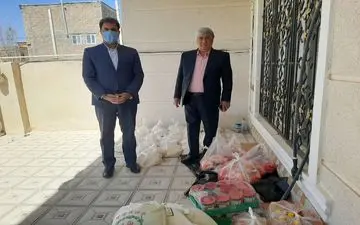  اهداء ۱۰۰ بسته معیشتی توسط خیر نیک اندیش ایلامی به نیازمندان چواری