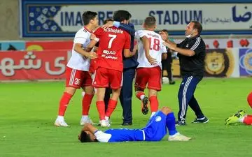 اوضاع بهم ریخته در استقلال/محمود فکری قهر کرد!