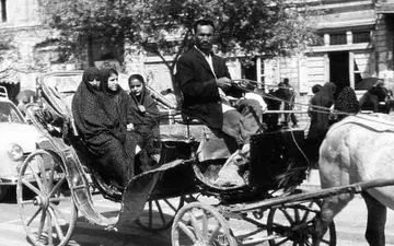 درشکه سواری در تهران 