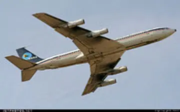 فردی که می‌خواست پنجره بوئینگ ۷۳۷ را حین پرواز بشکند!