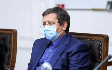 عبدالناصر همتی: مسائل سیاسی و انتخاباتی را وارد مساله‌ اقتصادی نکنیم