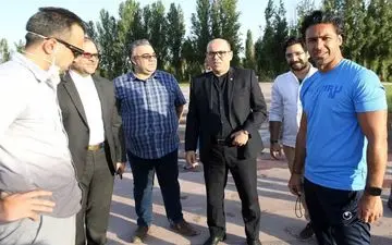حضور مدیرعامل استقلال در تمرین آبی‌پوشان