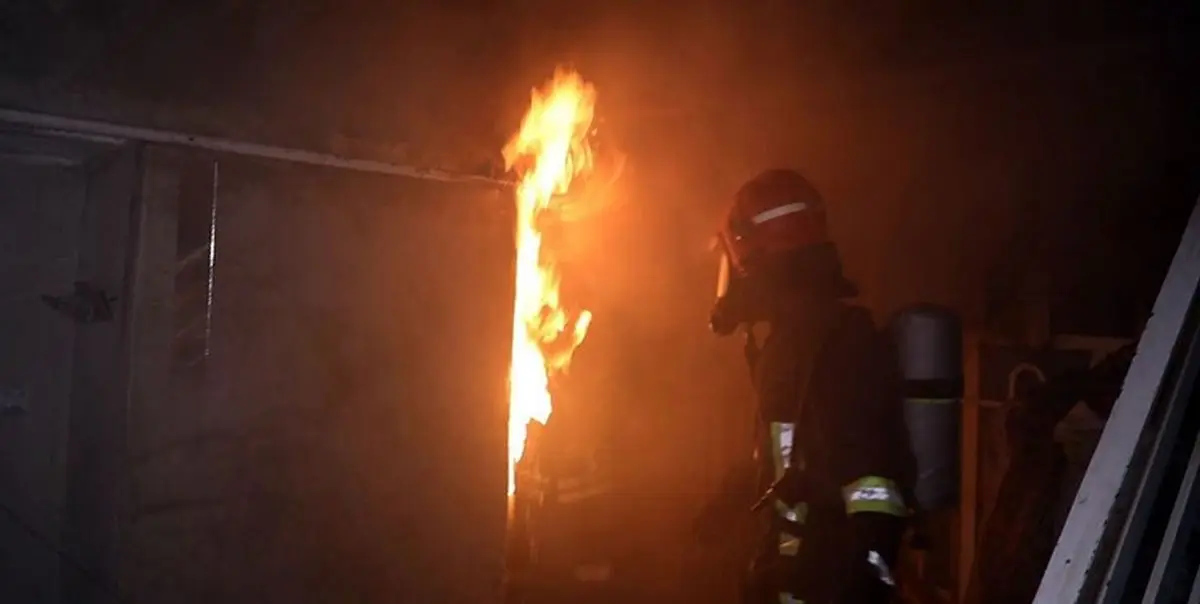 جانفشانی مرد همسایه باعث نجات ۴ نفر از میان شعله‌های آتش شد