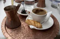 بهترین دستور تهیه قهوه یونانی!