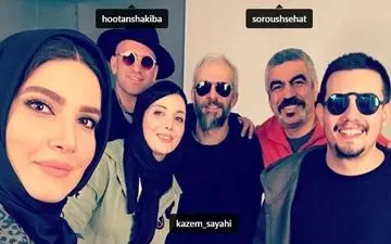 سلفی لیسانسه ها در پشت صحنه (عکس)