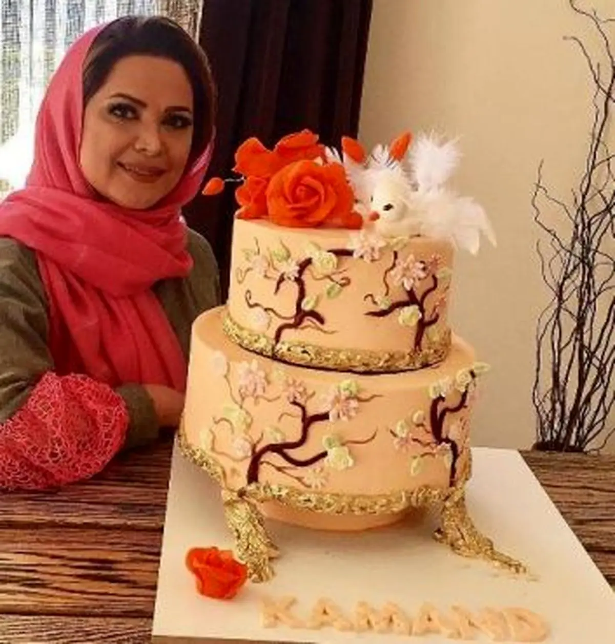 کیک جالب جشن تولد 44 سالگی خانم بازیگر ایرانی | عکس