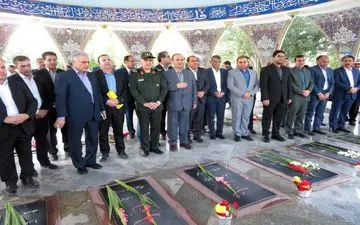 در هفته دولت  تلاش ها و مجاهدت های ۴۰ ساله نظام بازخوانی شود