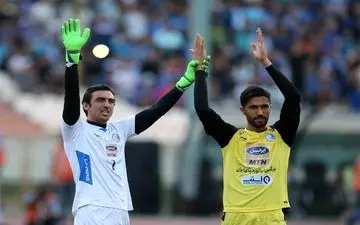  ماندن یا جدایی دروازه‌بان استقلال در گرو لیست تیم ملی