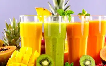 اسموتی یا آبمیوه؛ کدام یک انتخاب بهتری برای سلامتی است؟