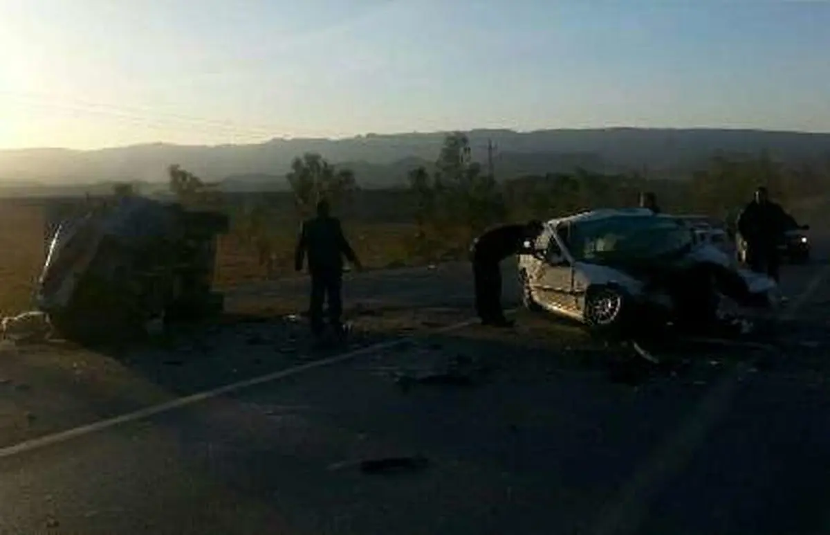 تصادف رانندگی جاده ایلام - مهران یک کشته و چهار زخمی بر جا گذاشت