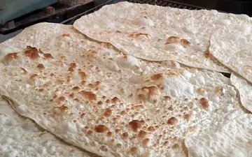 چرا صف نان طولانی شد؟