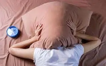 اگر شما هم بدخواب هستید یا دیر خوابتان میبرید این تکنیک ها را استفاده کنید|درمان بد خوابی