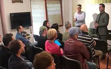 گزارش موبایلی معصومی‌نژاد درباره علاقه ایتالیایی‌ها به فراگیری زبان فارسی