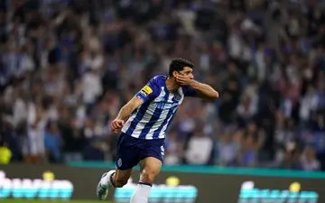 گلزنی طارمی برای پورتو / آث‌میلان دوباره پیشنهاد خرید مهدی را داد 