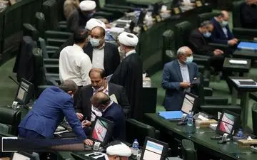 موافقت مجلس با تحقیق و تفحص از عملکرد بانک‌های خصوصی
