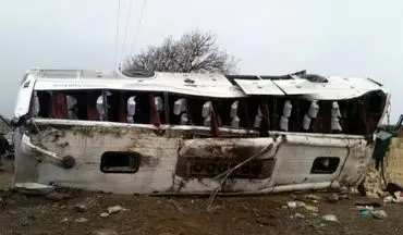 اتوبوس مسافربری آتش گرفت/ اتوبوس خاکسترشد؛ به مسافران آسیبی نرسید