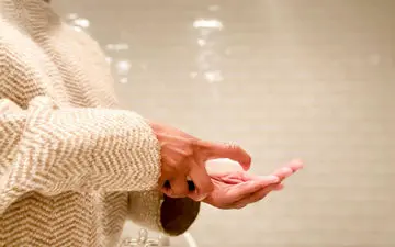 با این ترفندها، پوستی سالم و زیبا در زمستان داشته باشید