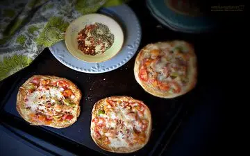 تنوع در آشپزی| چند غذای خوشمزه و کم‌هزینه با نان همبرگر| بیا بهت بگم چطوری درست کنی!