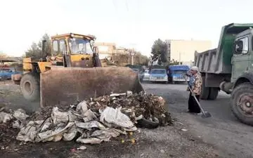 ‍ آغاز عملیات پاکسازی نخاله‌های ساختمانی از خیابان‌های کرمانشاه با ۸۰۰۰ کامیون