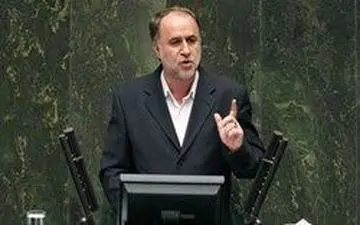 بانک ها به جان مردم افتاده‌اند/اگر کسی  وام  بگیرد باید شهادتین خود را بگوید!