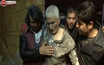 کارگر محبوس در حادثه ریزش چاه زنده خارج شد +عکس