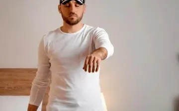 آیا خوابگردی خطرناک است؟ | دلایل خواب‌گردی چیست؟
