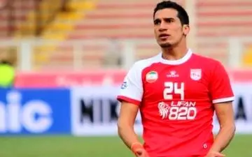 مهاجم سابق استقلال در تور علی کریمی