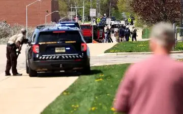 شلیک مرگبار پلیس به دانش آموز مسلح!

