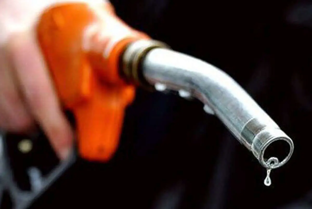 واردات بنزین چقدر هزینه روی دست دولت می‌گذارد؟ 