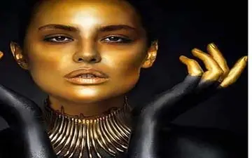 
عکس جنجالی ریحانه پارسا ! / او زن مصری شد! 