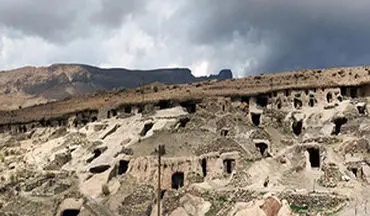 شهری چند هزار ساله که به طور شگفت انگیزی در دل کوه بنا شده است 