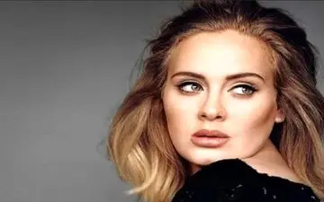 ادل با این کار جنجال آفرید|حرکت خاص «ادِل» خواننده زن محبوب خبرساز شد +عکس
