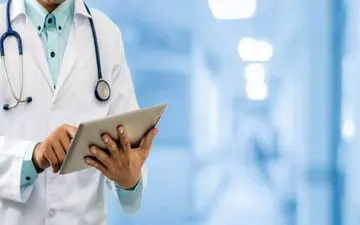 کسانی که این علائم را دارند به جراحی لوزه نیاز دارند

