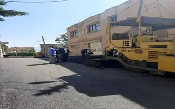 اجرای عملیات روکش، لکه‌گیری و ترمیم آسفالت در منطقه چهار شهرداری