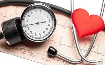 چه عواملی باعث تپش قلب می شوند؟ 