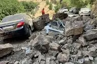 ۶ کشته و مصدوم در حادثه ریزش کوه روی خودرو‌ها