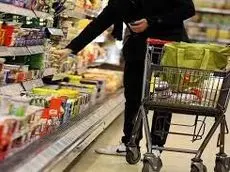  سفره‌ها خالی‌تر شد / گوشت ۱.۳۵۰ میلیون، روغن ۶۵۰ هزار، تخم‌مرغ ۳۱۰ هزار! 