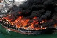 حریق یک فروند لنج باری در بندر چارک