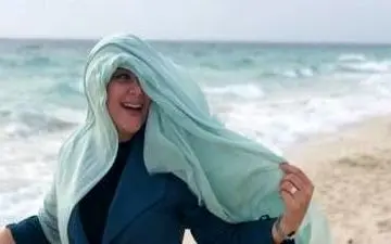 عکسی از خانم بازیگر در خلیج همیشه فارس