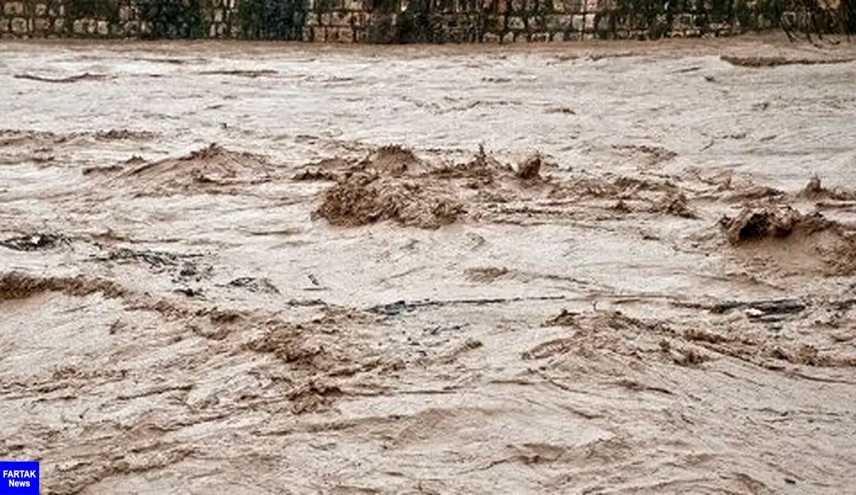 جاری شدن سیل در تربت‌جام