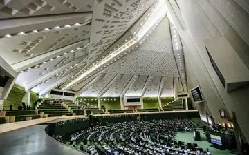 گزارش وزیر کشور و شهردار تهران از پلاسکو در دستور کار امروز مجلس