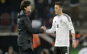 یوواخیم لوو: رفتار اوزیل ناامیدم کرد