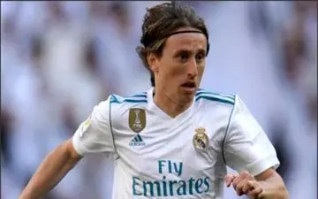 هافبک کهکشانی‌ها، بهترین ورزشکار جهان در سال 2018 + عکس