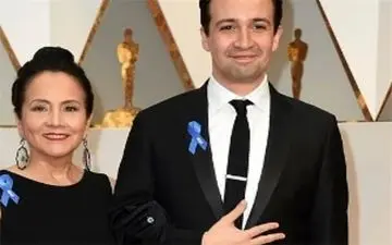  راز روبان‌ آبی لباس ستاره‌های هالیوود چه بود؟