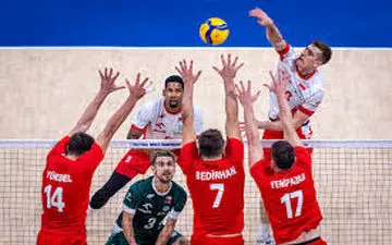 والیبال لهستان به نیمه‌نهایی رسید 