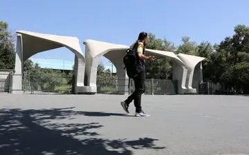 ۵ دانشجوی بازداشتی دانشگاه تهران آزاد شدند